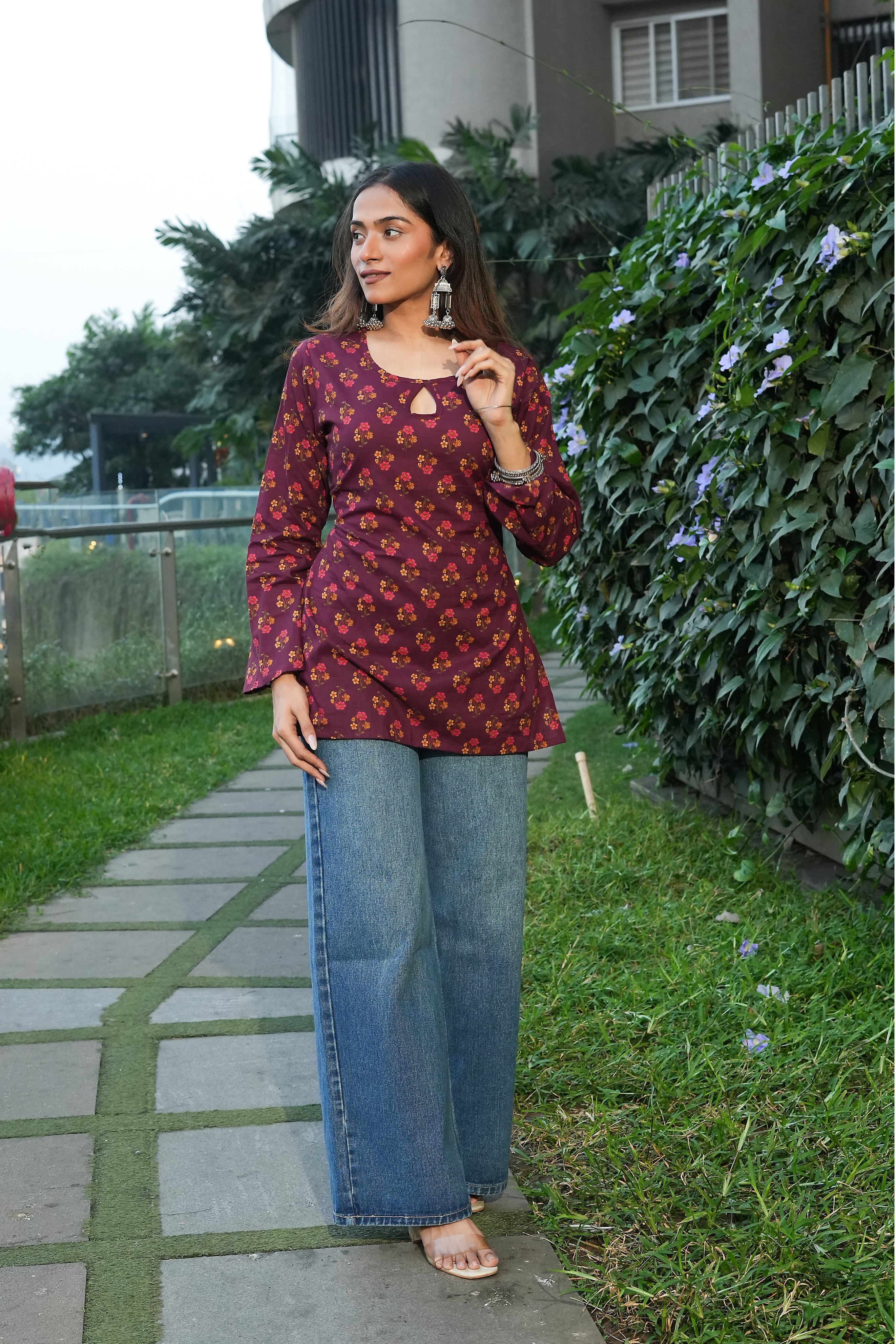 Plum bloom tie-up kurti