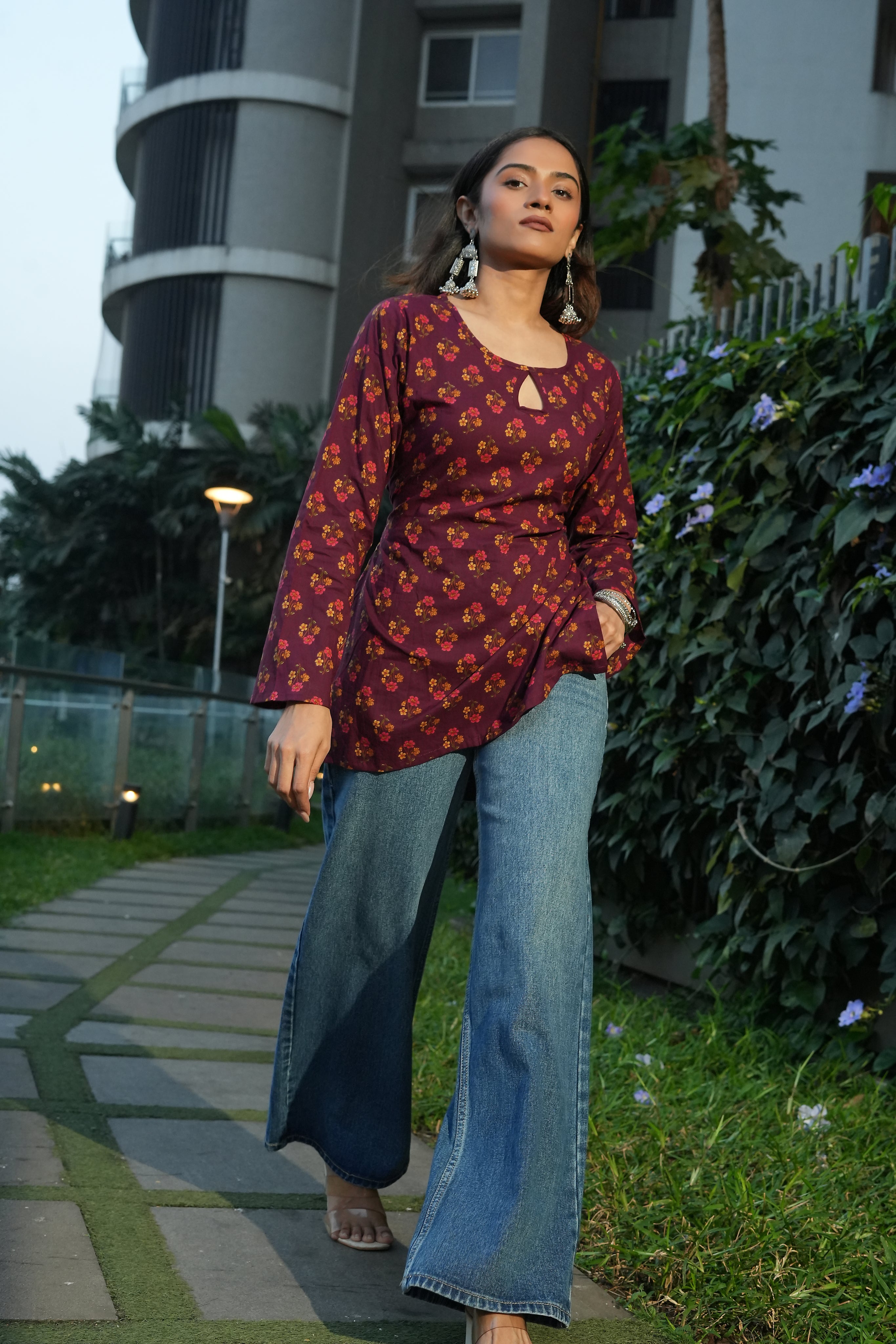 Plum bloom tie-up kurti